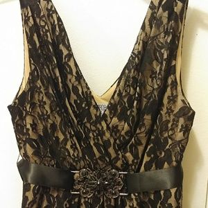 NEW 🌺 Classy Evening Dress